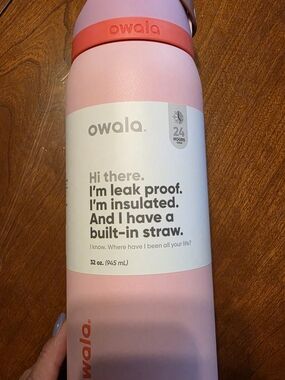 Owala FreeSip 32 oz Blossom Bunny Retired Pink Water Bottle New